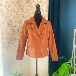 NEVER WORN Women’s Leather Jacket.